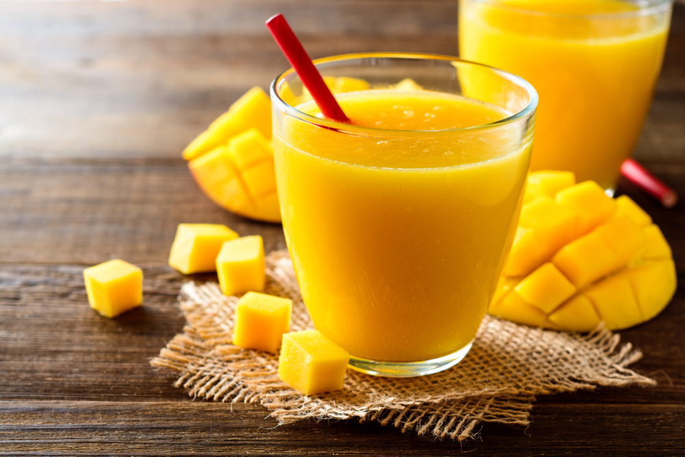 health benefits of mango juice: improve digestion