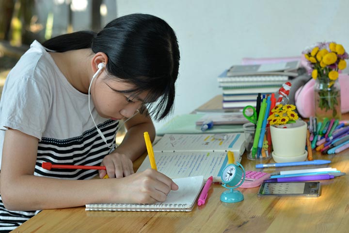 best ways to improve handwriting: Focus on their posture